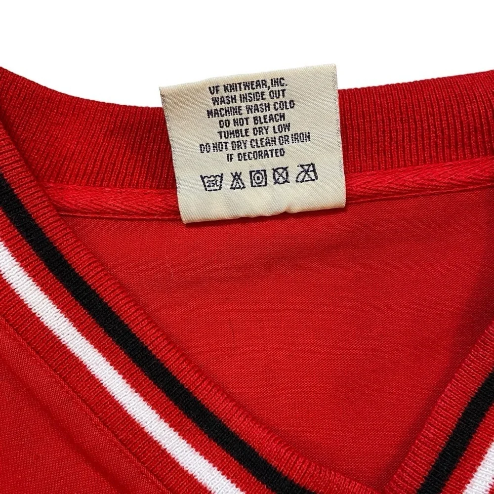 VINTAGE Tampa Bay Buccaneers Sweatshirt Mens XL Red V Neck NFL Football - Picture 9 of 12